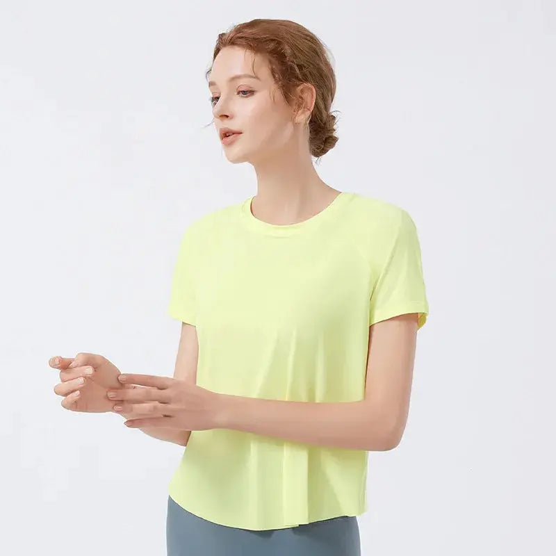 Women's Breathable Yoga T-Shirt - Short Sleeve Gym Top - VigorGear